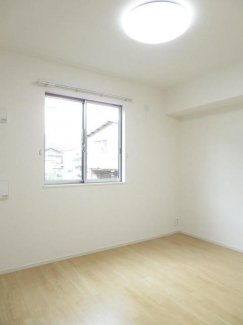 ルペ・ヤシロⅢの画像