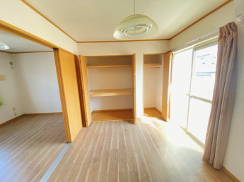 【居間・リビング】