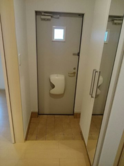 【玄関】