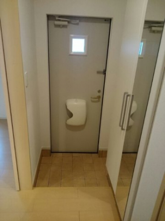 【玄関】