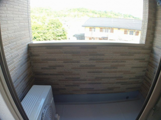 【バルコニー】