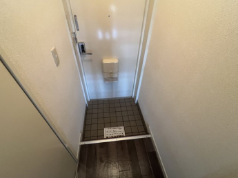 【玄関】