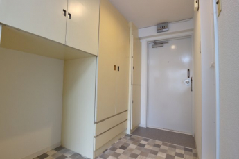 玄関　収納が豊富にあります。