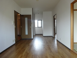 【居間・リビング】