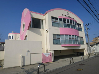 幼保連携型認定こども園西須磨幼稚園まで423m