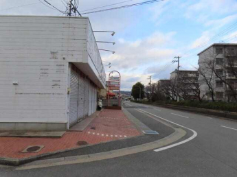 店舗前に駐車１台可