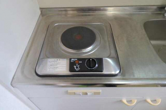 １口電気コンロ有　全て現況引渡しで造作費用は全て借主負担