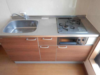 神戸市中央区東川崎町６丁目のアパートの画像