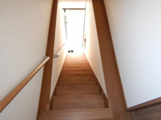 神戸市中央区東川崎町６丁目のアパートの画像