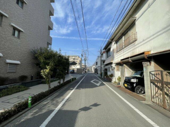 前面道路です。