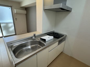 コンパクトなキッチンで掃除もラクラク