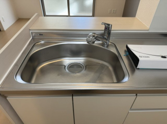 コンパクトなキッチンで掃除もラクラク