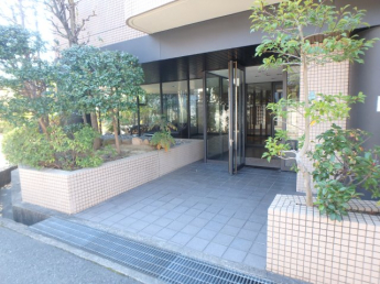 エントランスです