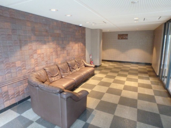 落ち着いたロビー