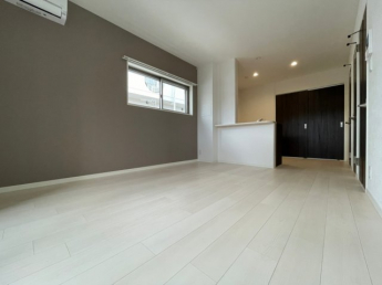 【居間・リビング】