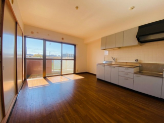 【居間・リビング】