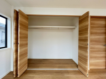 洋室約10.5帖クローゼット