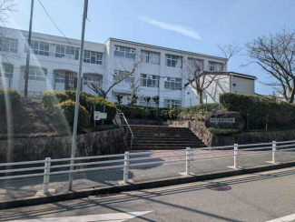 出合小学校徒歩１０分