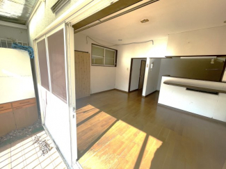 【居間・リビング】