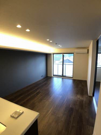 【居間・リビング】