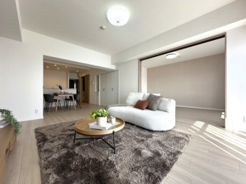 【居間・リビング】