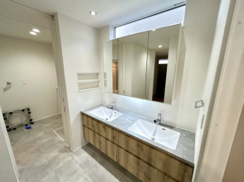 【独立洗面台】