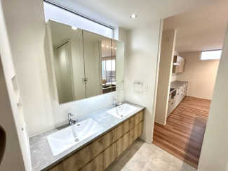 【独立洗面台】