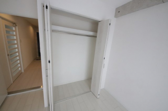 たっぷりとした収納スペースです