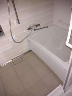 新品のお風呂です。