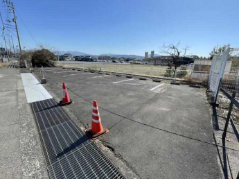 余戸西３丁目パーキング東の画像