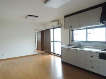 カネヨマンションの画像