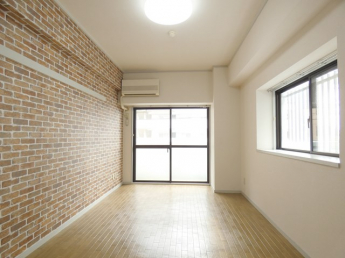 ★小窓があり陽当たり良好です