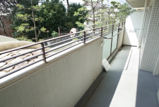 【バルコニー】