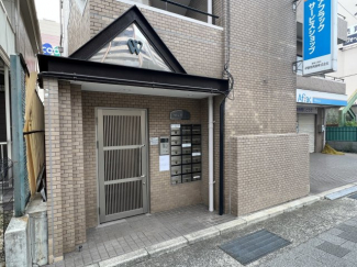 【エントランス】