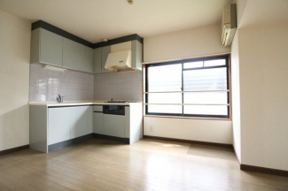 【居間・リビング】