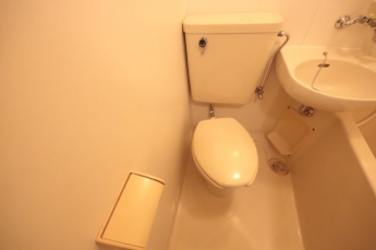 清潔感のあるトイレです