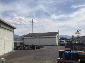 松山市小村町の店舗事務の画像