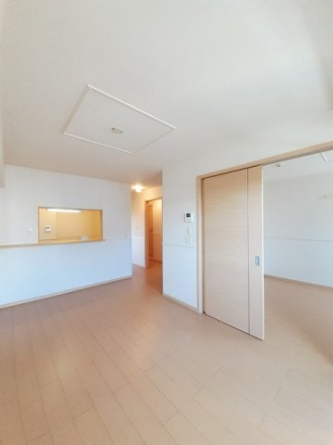 【居間・リビング】