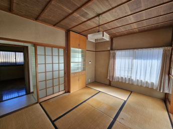 【居間・リビング】