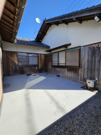 お子さまのプールや日向ぼっこにも良さそうですね