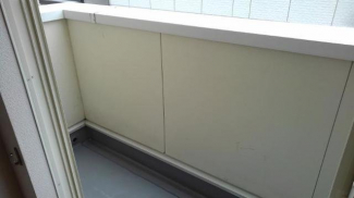 【バルコニー】