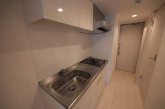 コンパクトなキッチンで掃除もラクラク