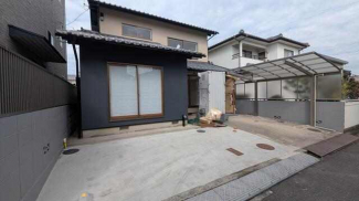 富久町のモダンなお家の画像