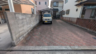 縦列駐車２台分