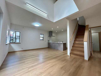 松山市西長戸町の中古一戸建ての画像