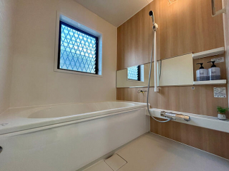 松山市西長戸町の中古一戸建ての画像