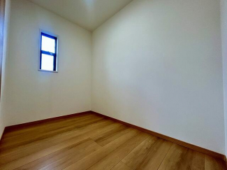 松山市西長戸町の中古一戸建ての画像