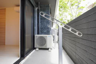 【バルコニー】