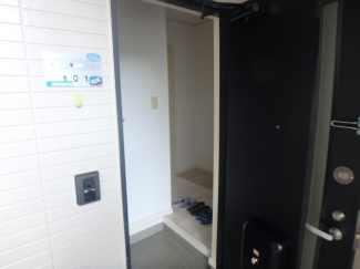 ゆったりとした玄関です