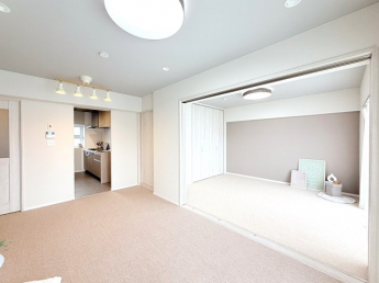 【居間・リビング】